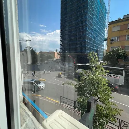 Konukevi Skenderbej Tiran